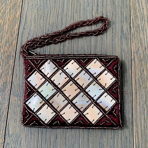 Mod By Design Beaded Wristlet – Mother of Pearl & Horn Tile Pouch - Picture 1 of 11